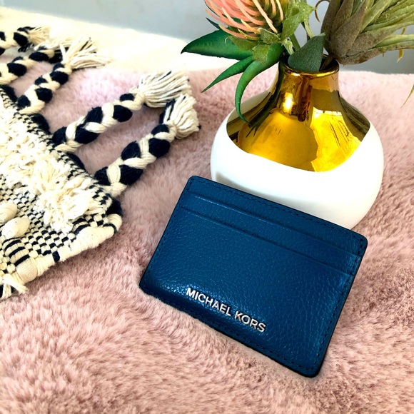 Michael Kors Handbags - Michael Kors Wallet/Card holder 💳